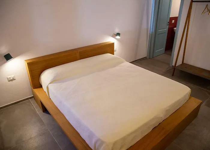 La Casetta - Rooms&garden Bed & Breakfast San Ferdinando