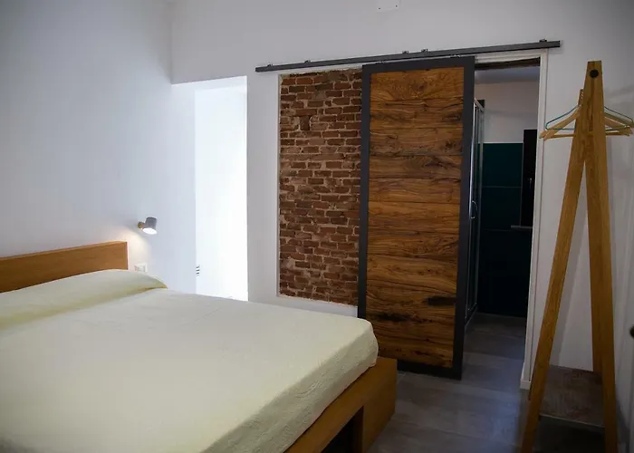 La Casetta - Rooms&garden Bed & Breakfast 3*