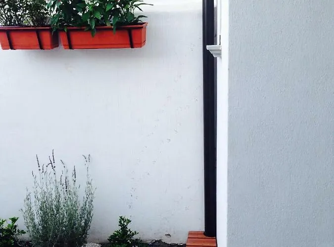 La Casetta - Rooms&garden Bed & Breakfast 3*