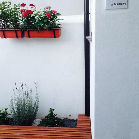 La Casetta - & Garden Bed & Breakfast 3*